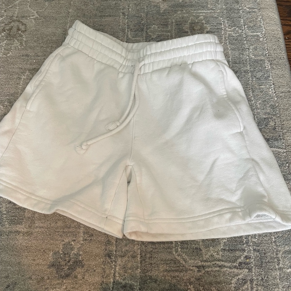 tna sweat shorts